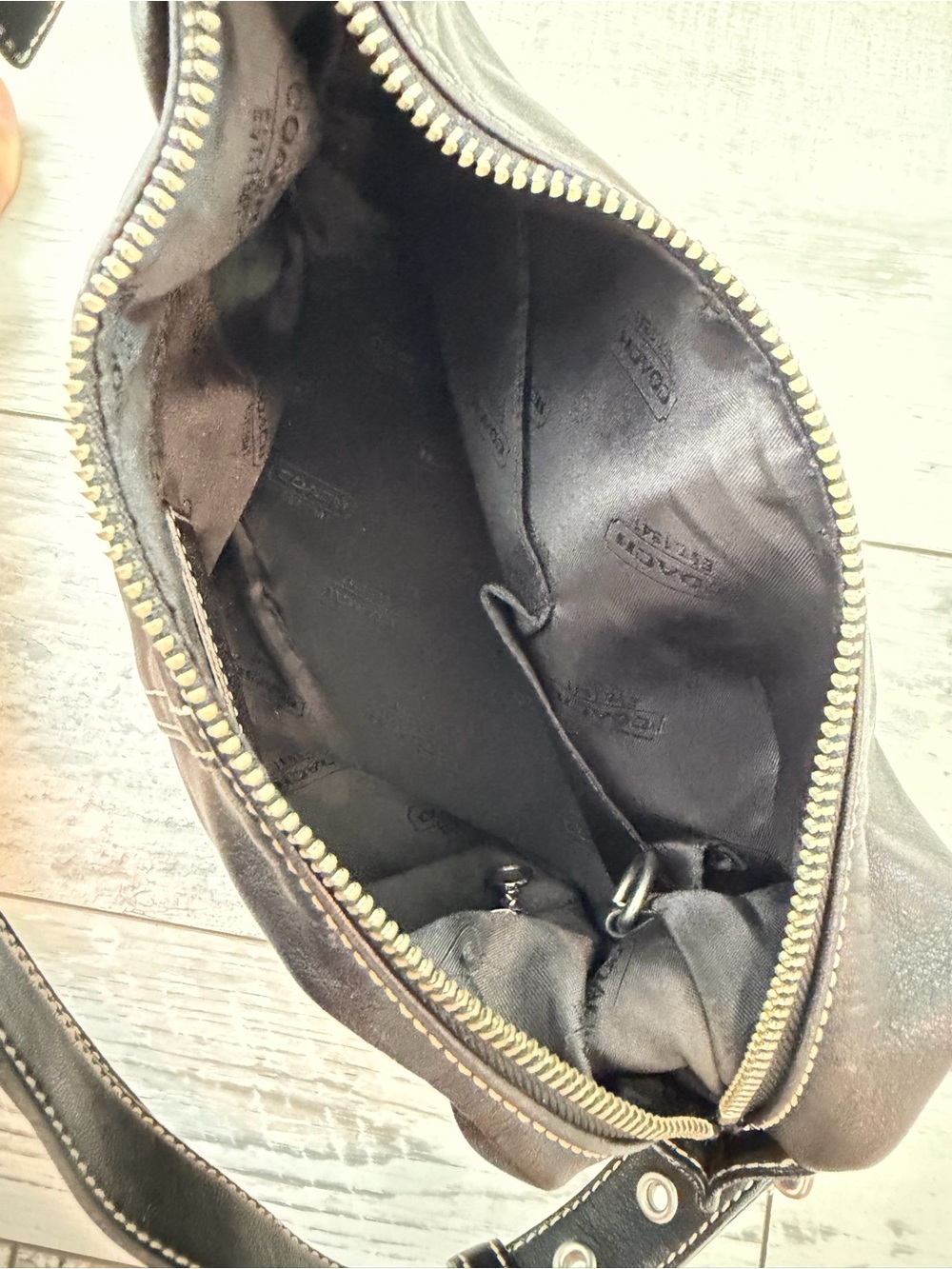 SOLD Vintage Y2K Coach Black leather convertible hobo shoulder bag - excellent - Picture 5 of 6